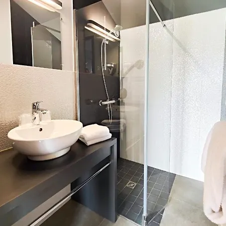 Chateau De La Barbiniere 4*