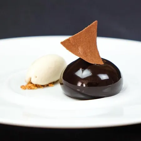 Chateau De La Barbiniere 4* Saint-Laurent-sur-Sevre