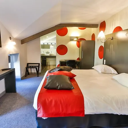 Otel Chateau De La Barbiniere 4*