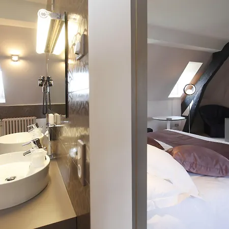 Chateau De La Barbiniere 4* Saint-Laurent-sur-Sevre