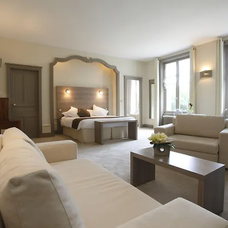 Chateau De La Barbiniere 4*