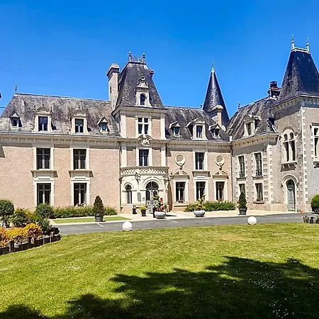 מלון Chateau De La Barbiniere 4*