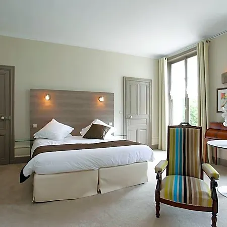 מלון Chateau De La Barbiniere 4*