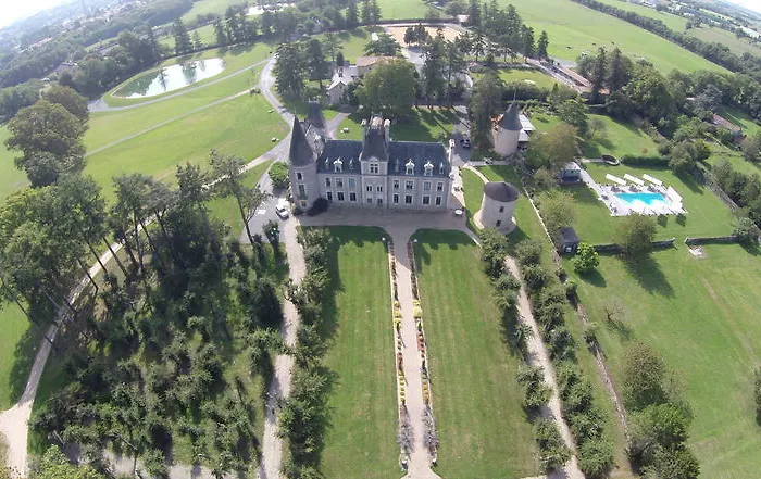 Chateau De La Barbiniere