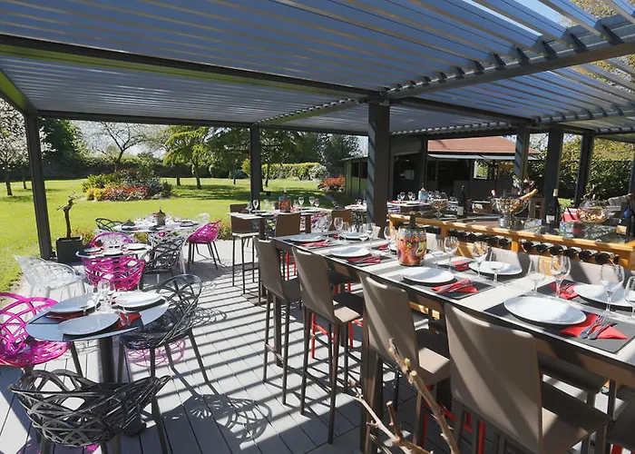 酒店 Chateau De La Barbiniere 4*