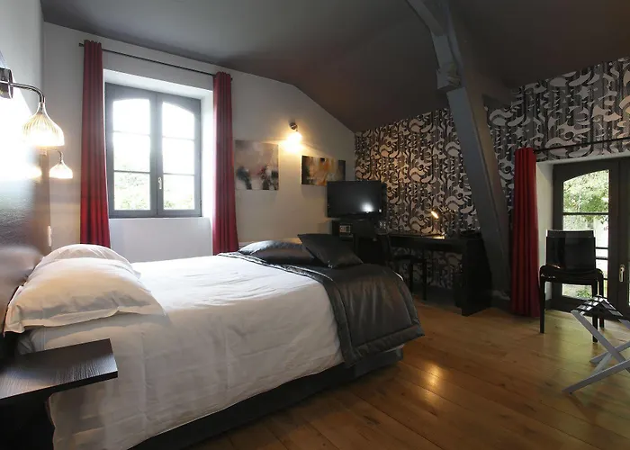 Château De La Barbinière Hotel 4*